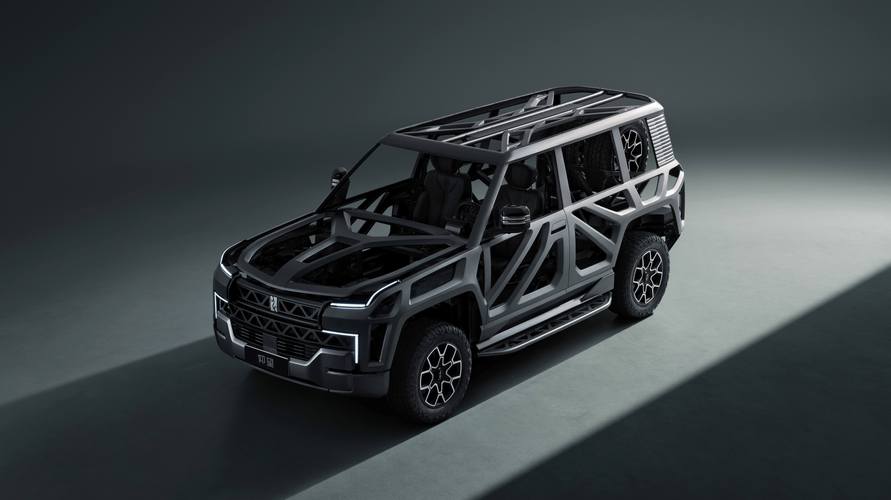 成都10仰望U8硬派越野的科技魅力，国能汽车对传统燃油车市场的冲击